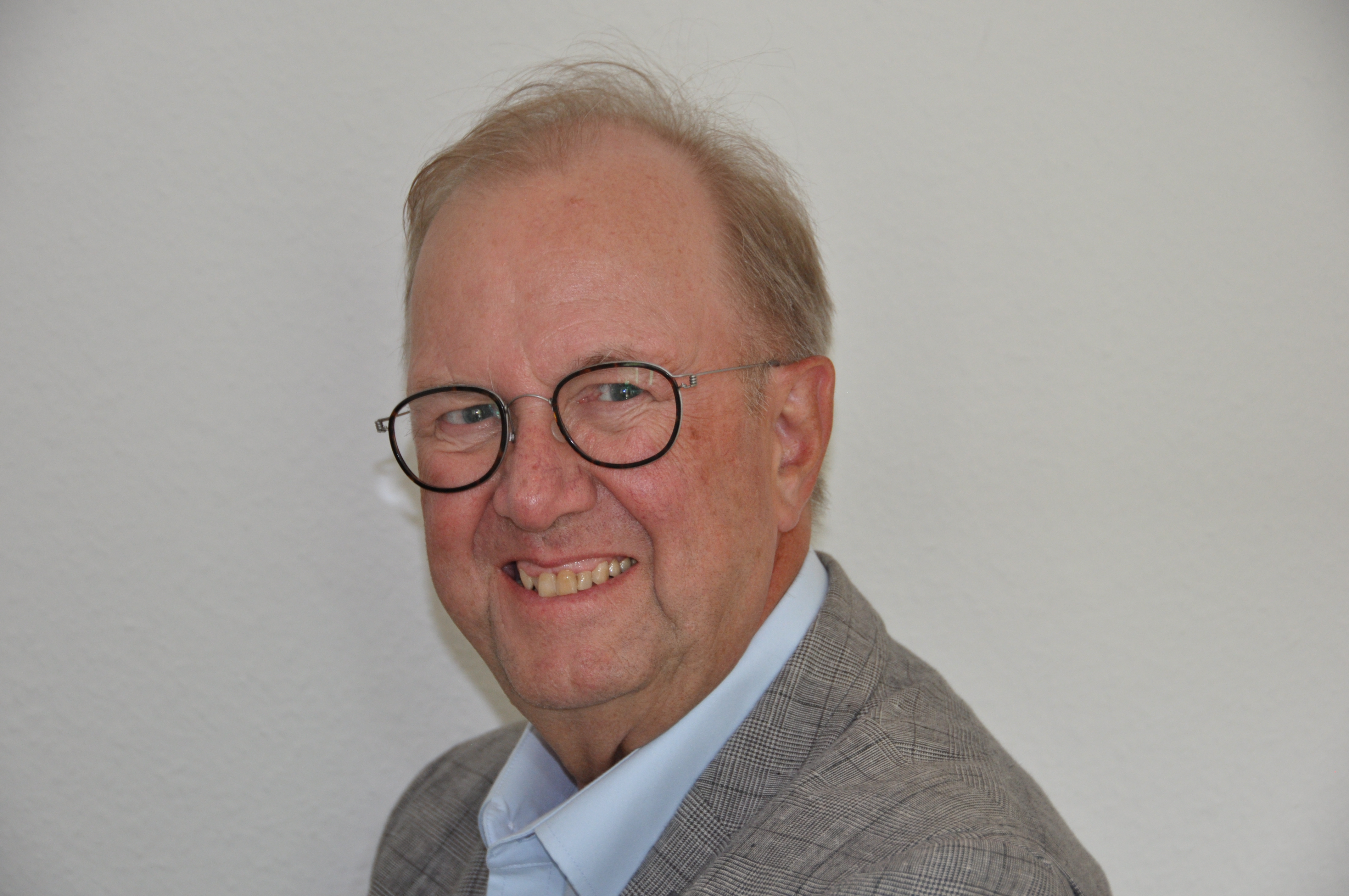 Wolfgang Giebelhausen